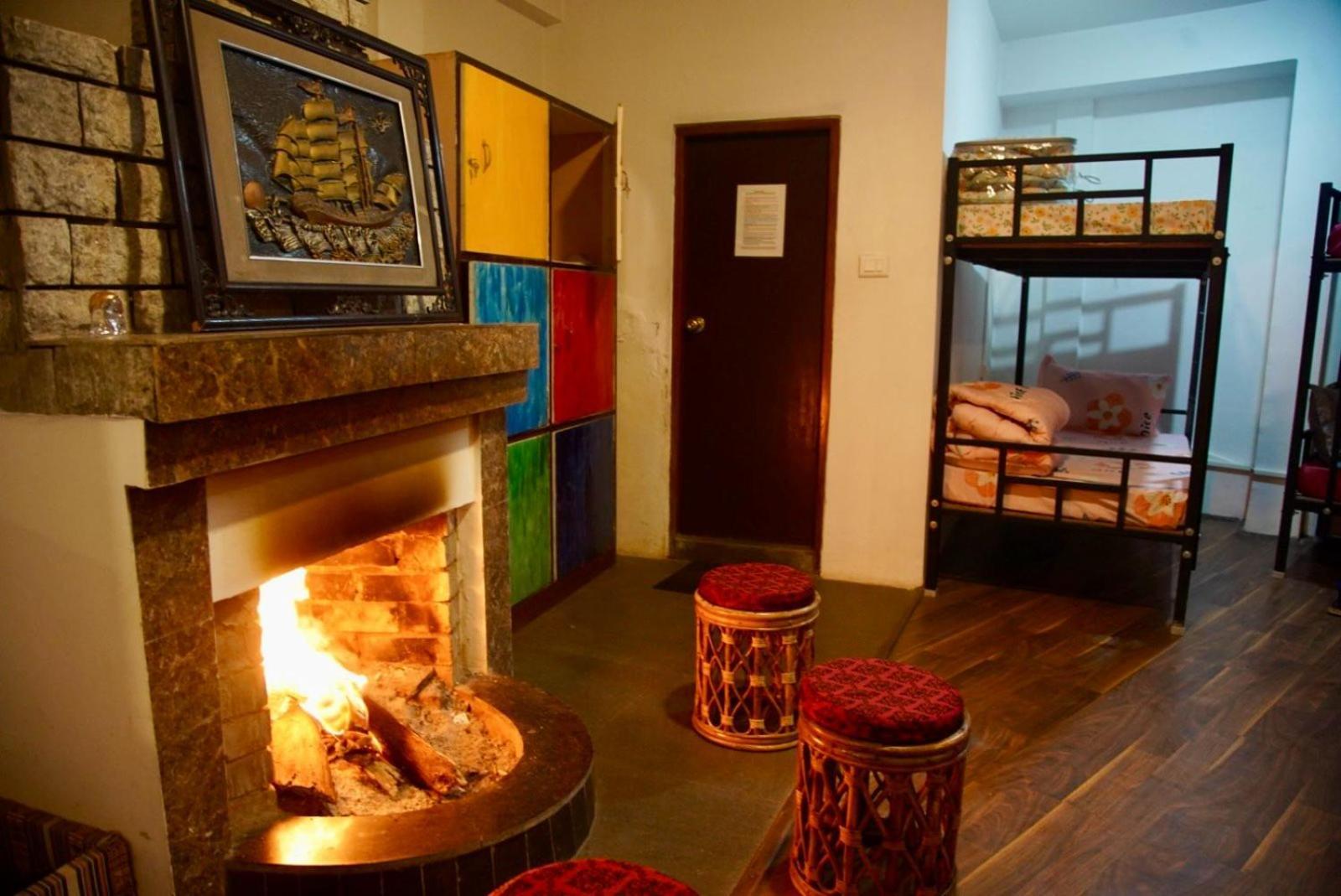 Backpackers Den Hostel Gangtok Exterior photo
