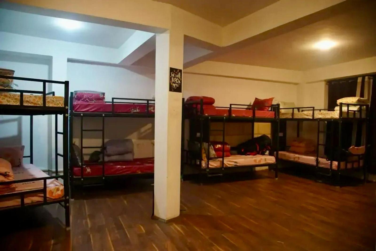 Backpackers Den Hostel Gangtok Exterior photo