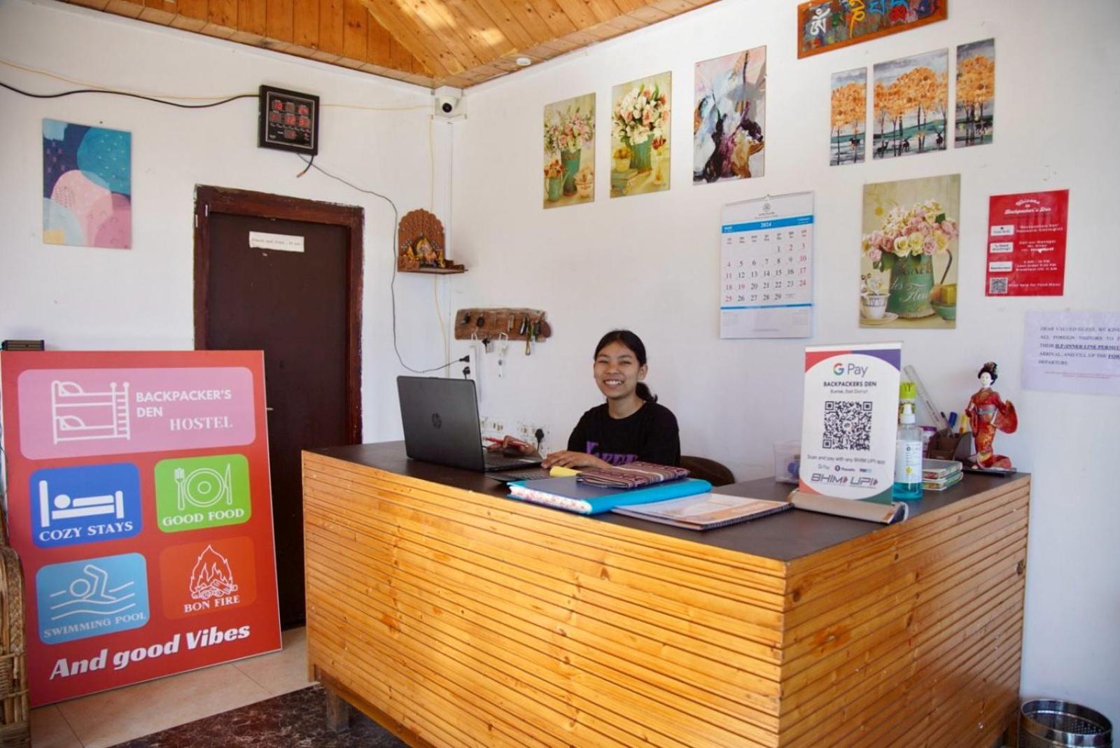 Backpackers Den Hostel Gangtok Exterior photo